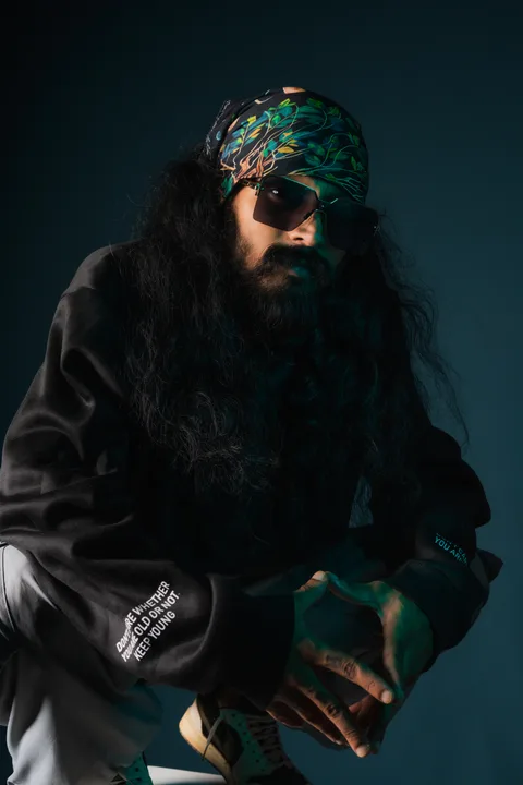 King Lotuss studio portrait 1